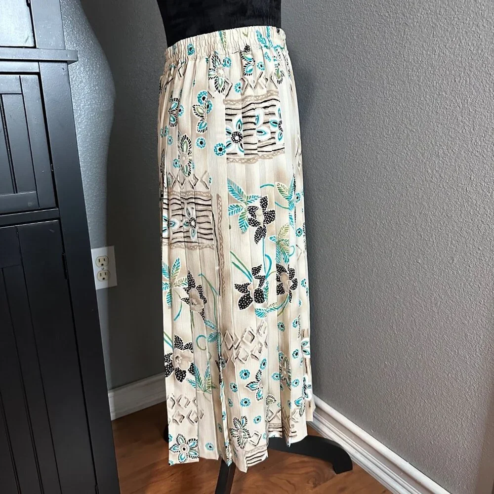 Alfred Dunner Skirt 12 Petite Beige Blue Floral‎ Pleated Elastic Waist Midi Boho